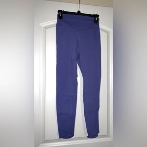 Balance Athletica- cloud leggings in Sapphire